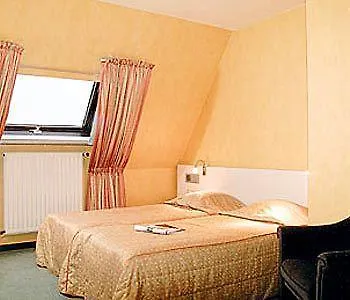 Malpertuus 4*