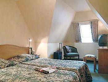 Malpertuus Hotel 4*